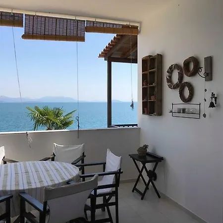 Vila Julia Βίλα Ξηροπήγαδο